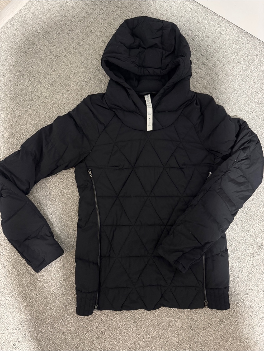 Lululemon Black Quilted Down Hooded Puffer Jacket/Pullover